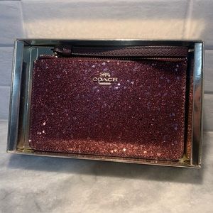 *NIB* Coach Glitter Wristlet